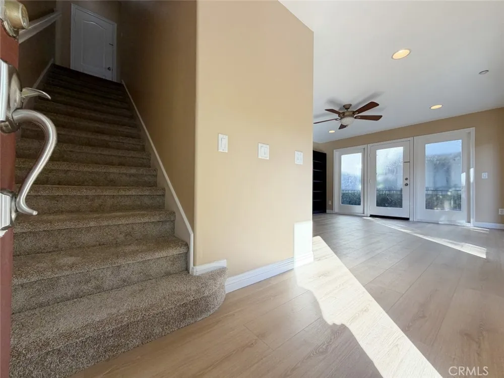 274 Tustin Field Dr Tustin, CA 92782