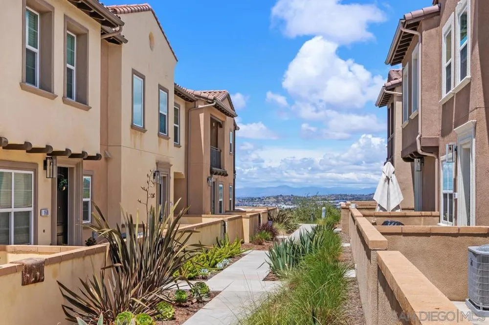170 Diamante Rd San Marcos, CA 92078