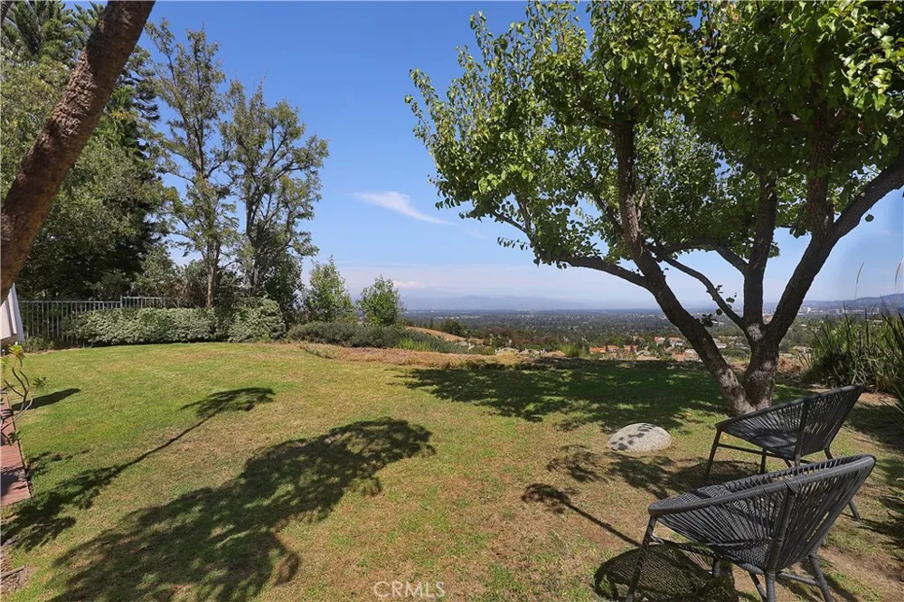 7608 Wiscasset West Hills, CA 91304