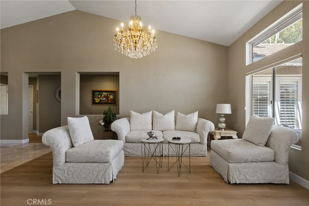 7608 Wiscasset West Hills, CA 91304