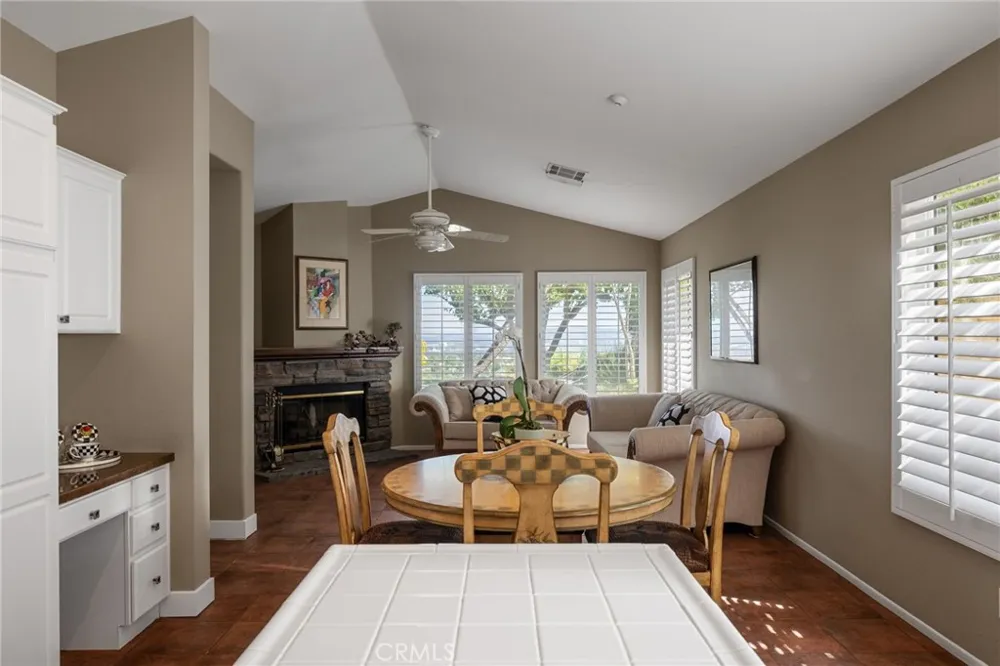 7608 Wiscasset West Hills, CA 91304