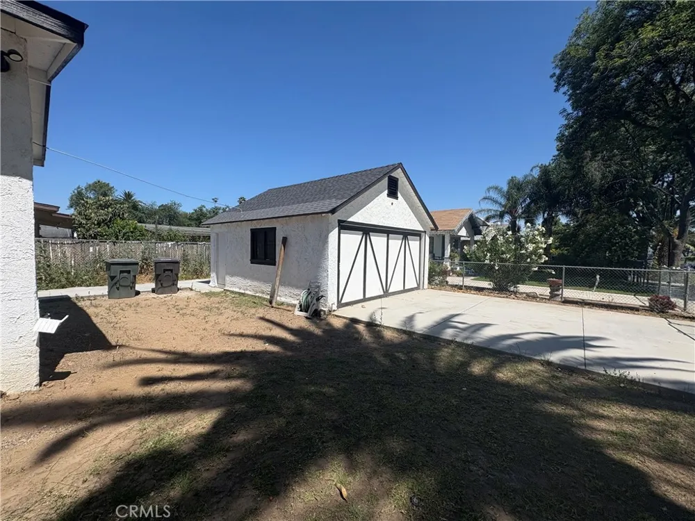 3395 Franklin Avenue Riverside, CA 92507