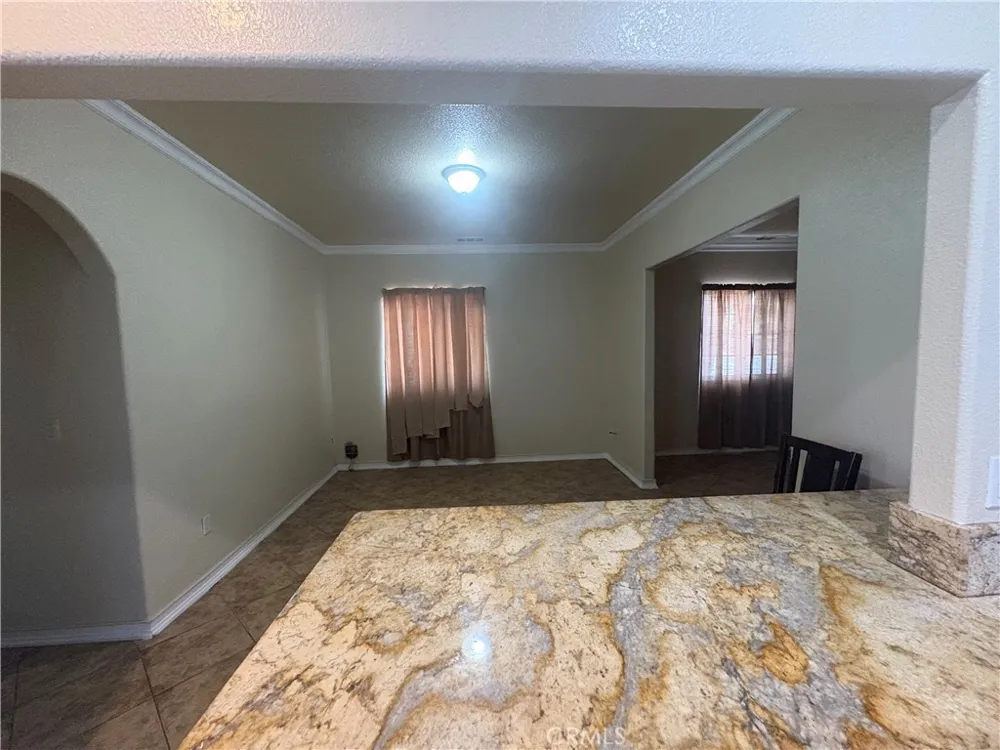 3395 Franklin Avenue Riverside, CA 92507