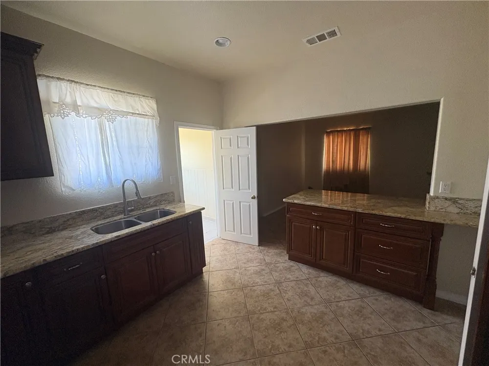 3395 Franklin Avenue Riverside, CA 92507