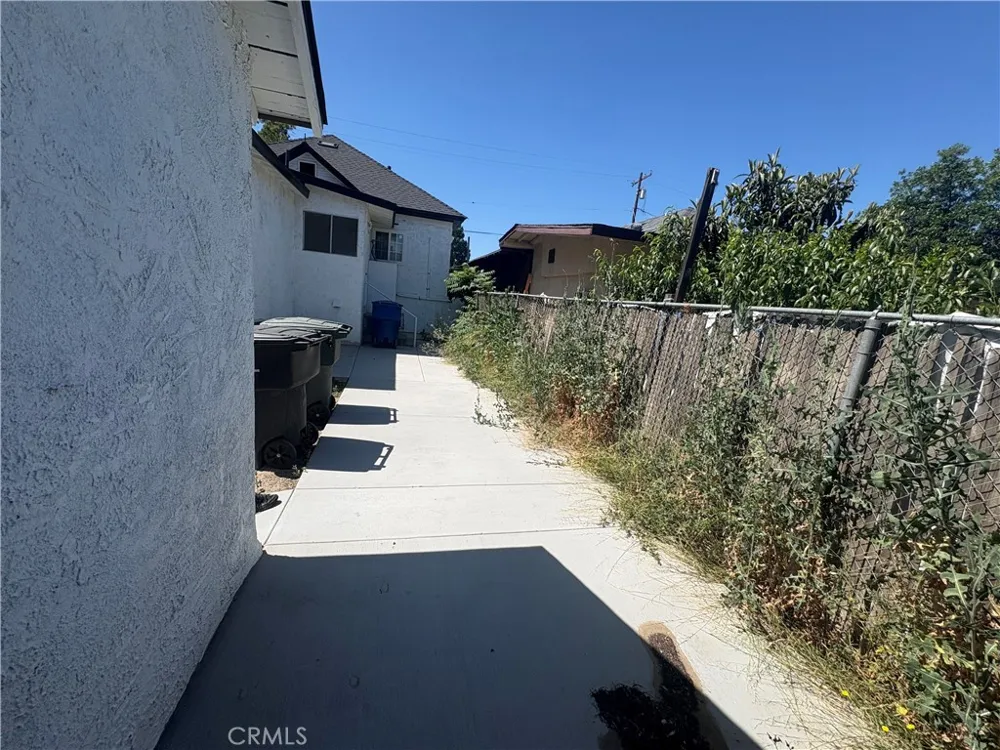 3395 Franklin Avenue Riverside, CA 92507