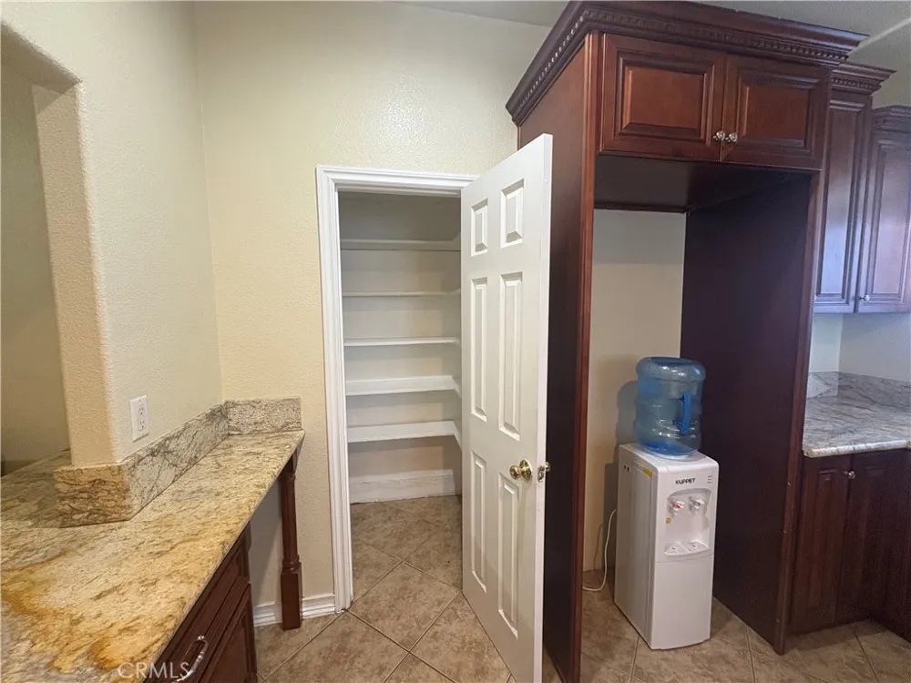 3395 Franklin Avenue Riverside, CA 92507