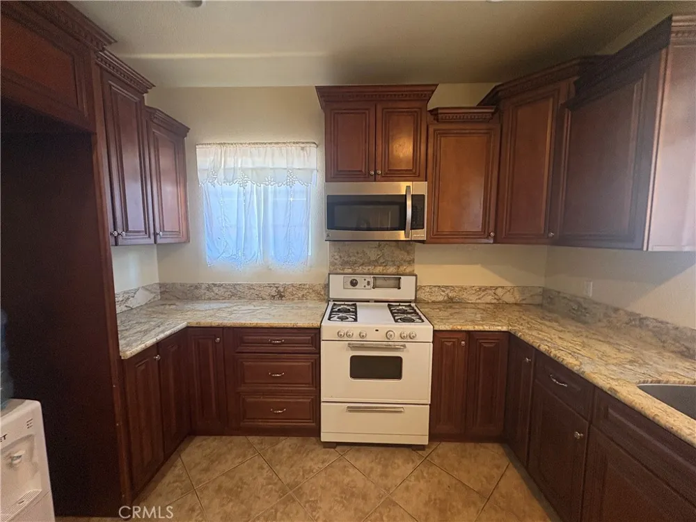 3395 Franklin Avenue Riverside, CA 92507