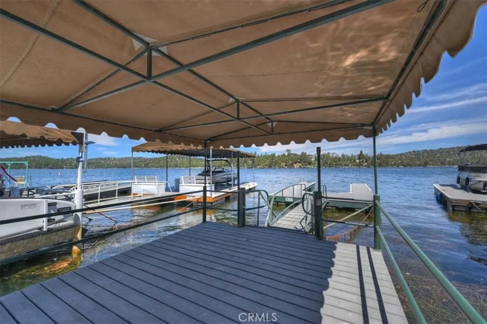 359 John Muir Road Lake Arrowhead, CA 92352