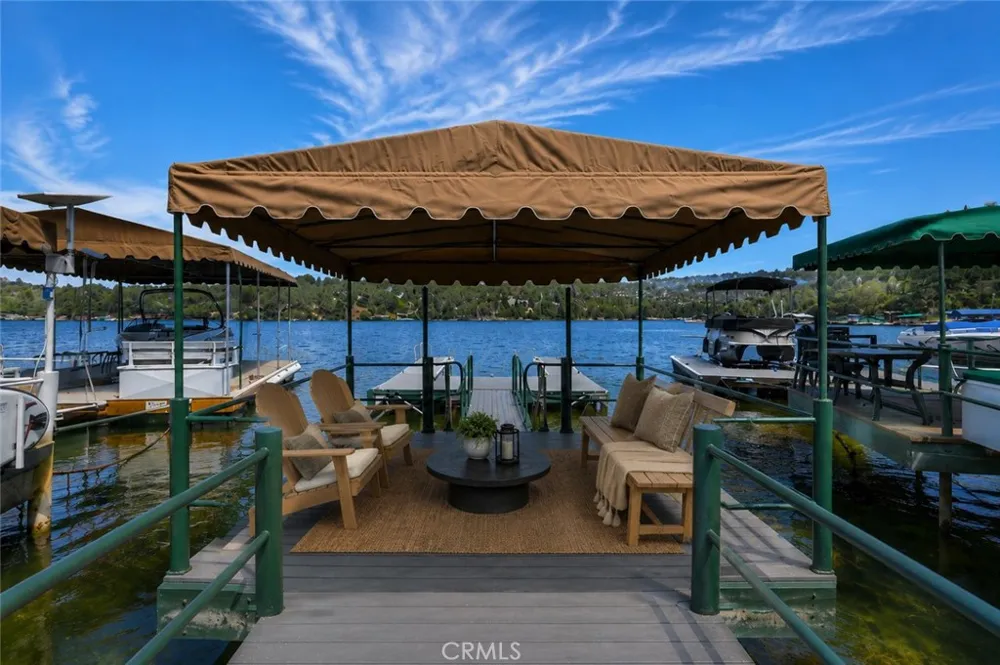 359 John Muir Road Lake Arrowhead, CA 92352