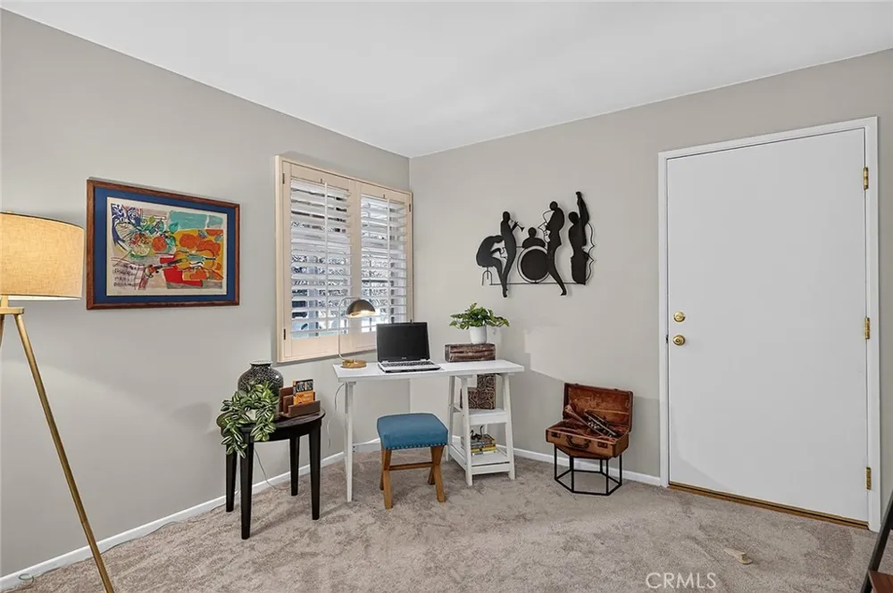 3541 Goldenrod Seal Beach, CA 90740