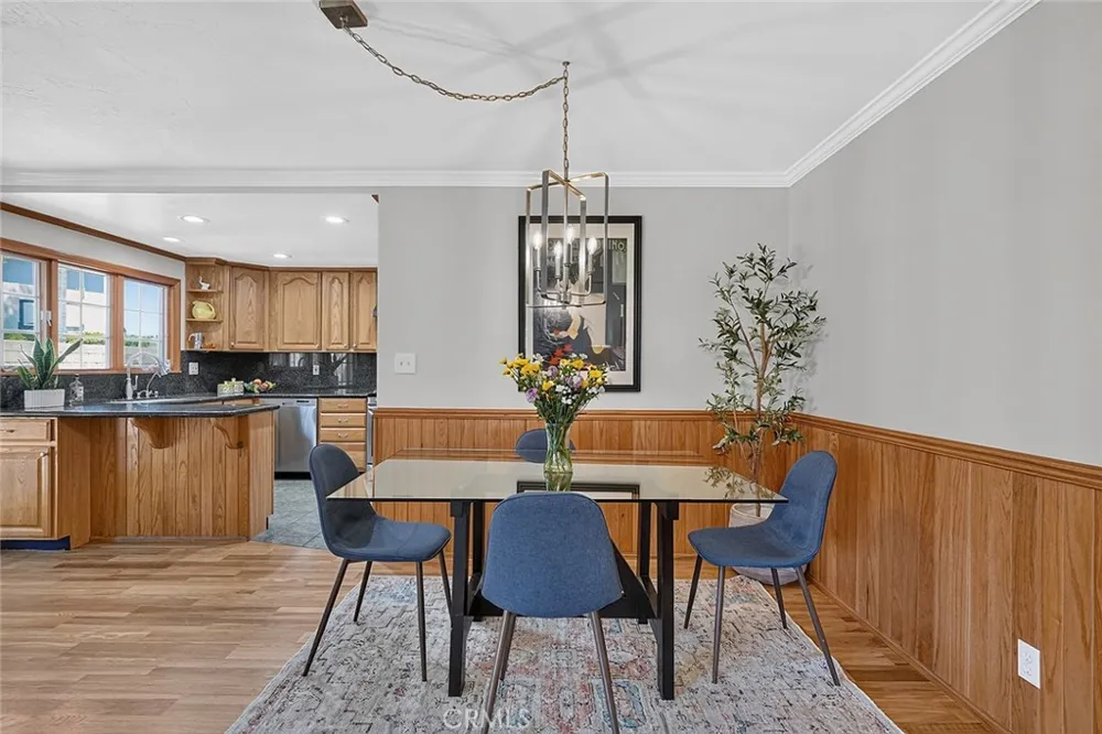 3541 Goldenrod Seal Beach, CA 90740