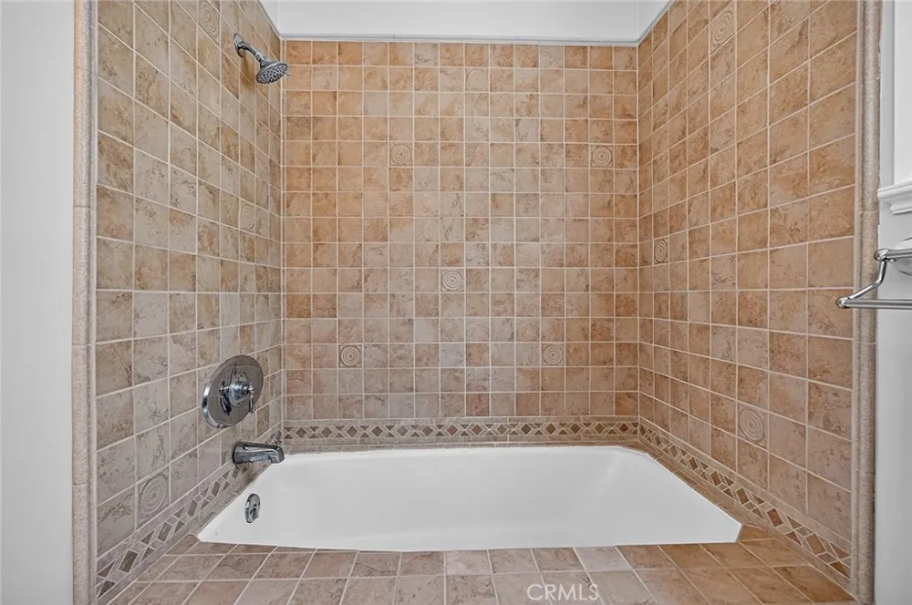 3541 Goldenrod Seal Beach, CA 90740