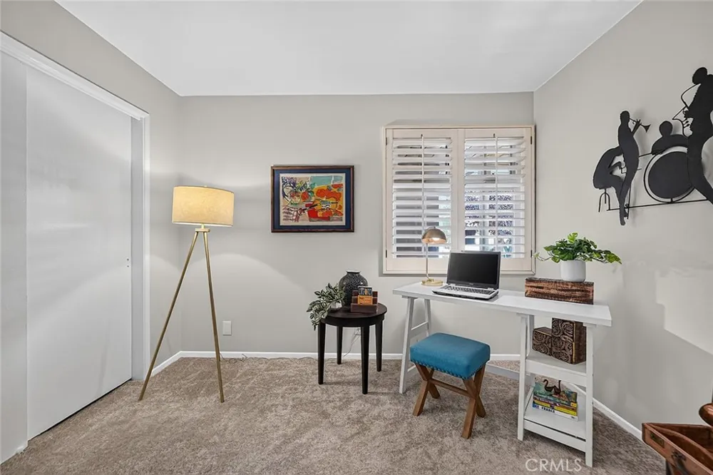 3541 Goldenrod Seal Beach, CA 90740