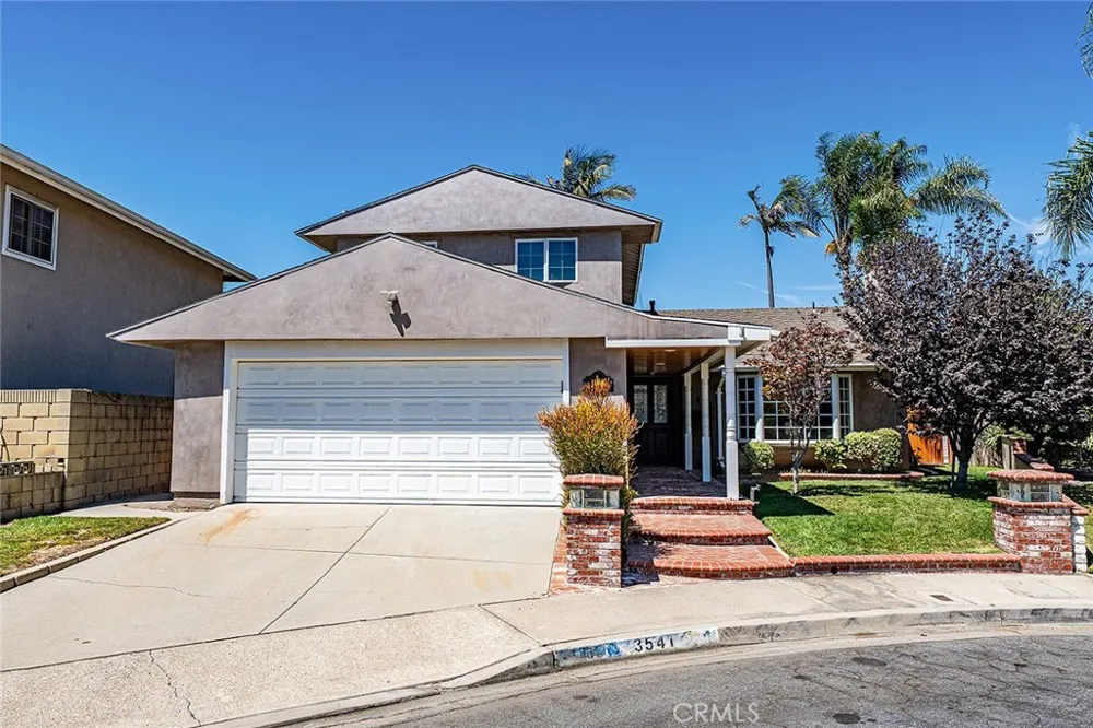 3541 Goldenrod Seal Beach, CA 90740