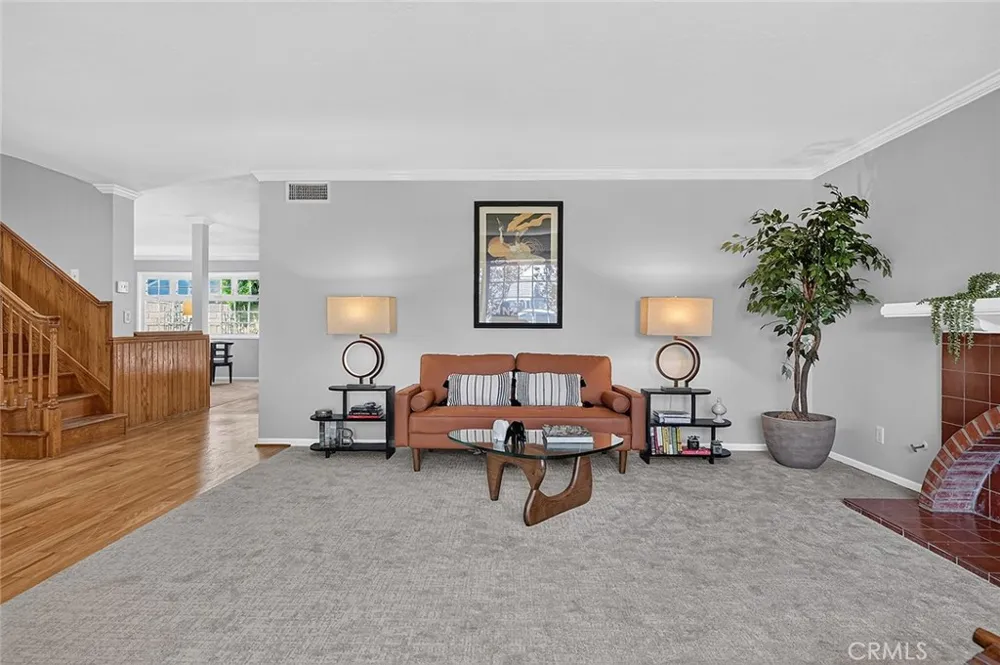 3541 Goldenrod Seal Beach, CA 90740