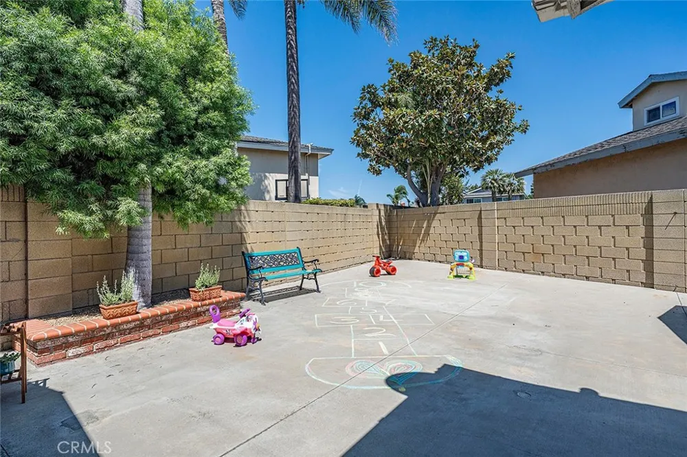 3541 Goldenrod Seal Beach, CA 90740