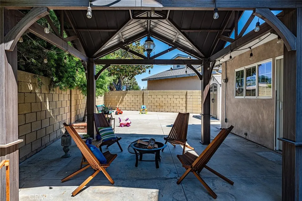 3541 Goldenrod Seal Beach, CA 90740