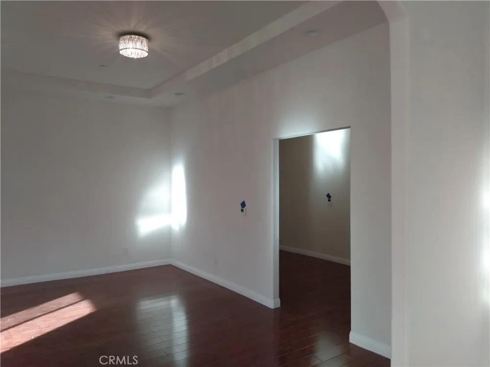 17548 Court Street Fontana, CA 92336