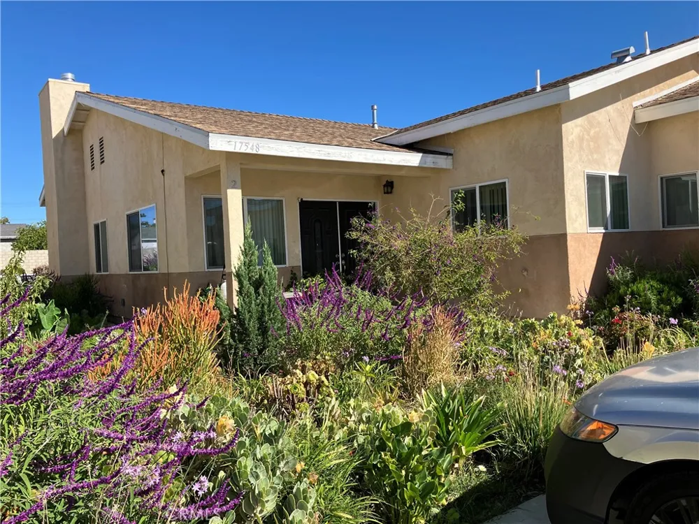 17548 Court Street Fontana, CA 92336