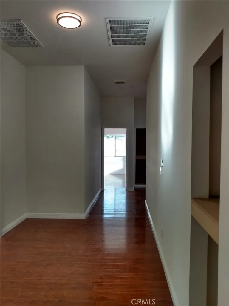 17548 Court Street Fontana, CA 92336