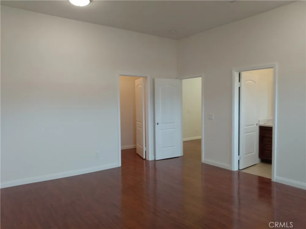 17548 Court Street Fontana, CA 92336