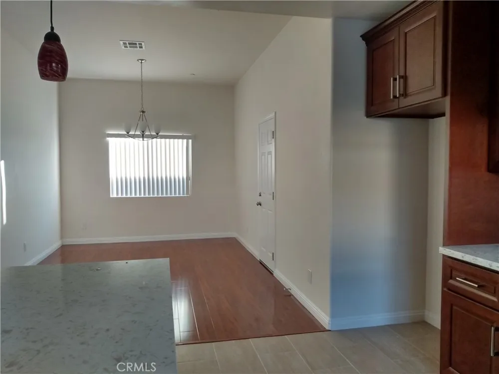 17548 Court Street Fontana, CA 92336
