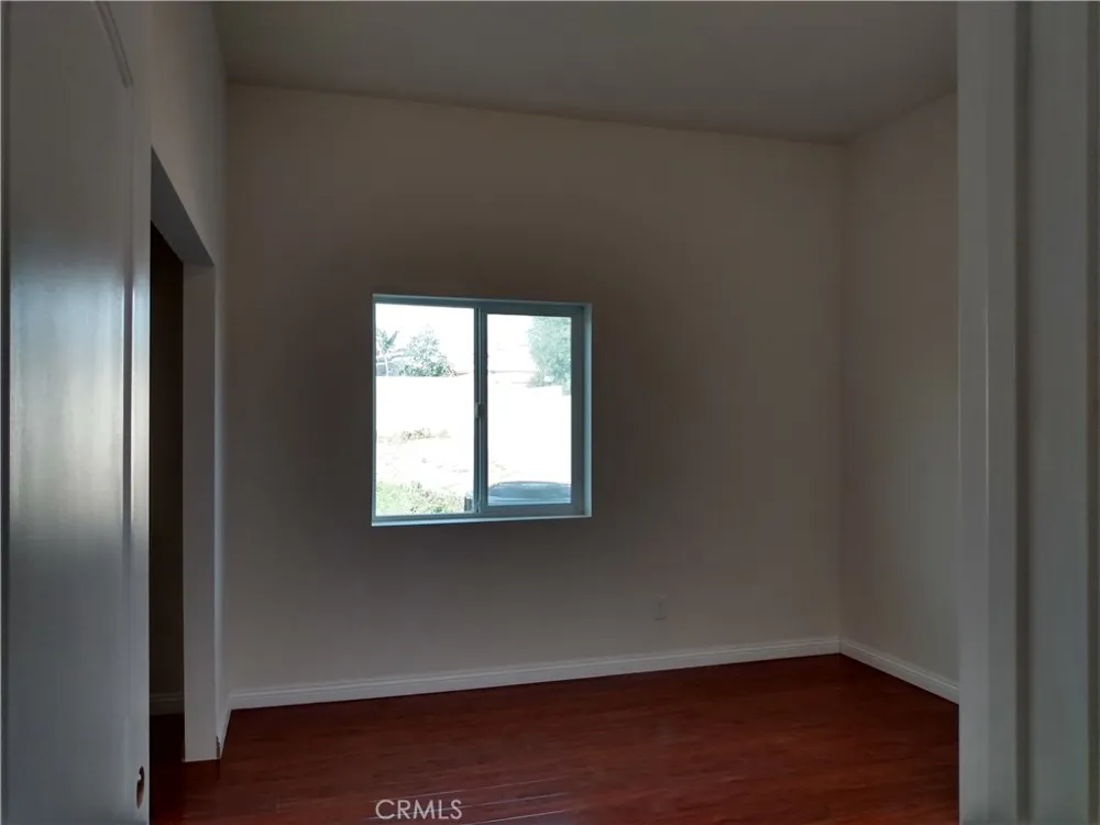 17548 Court Street Fontana, CA 92336