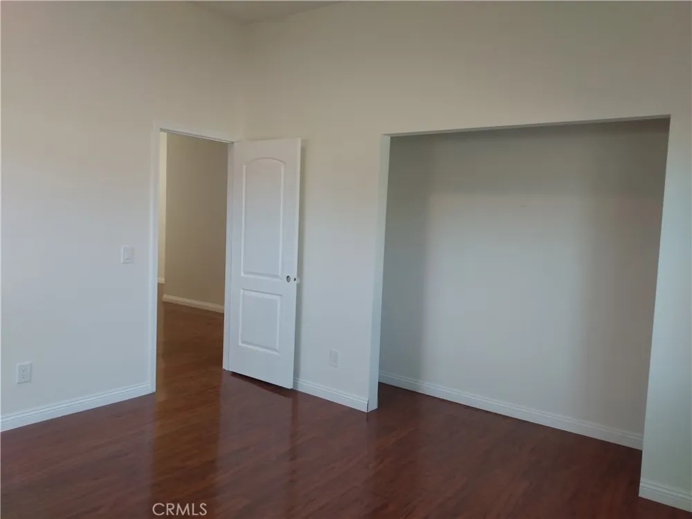 17548 Court Street Fontana, CA 92336