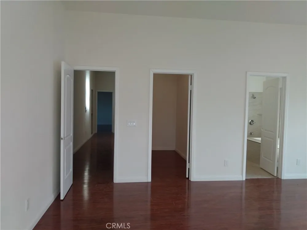 17548 Court Street Fontana, CA 92336