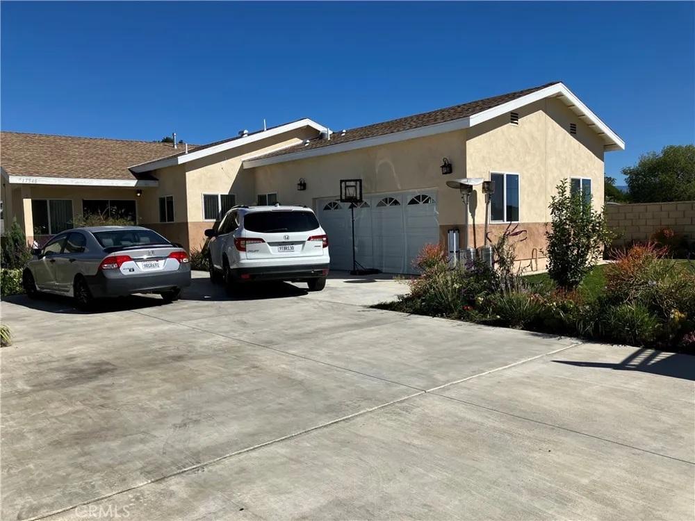 17548 Court Street Fontana, CA 92336