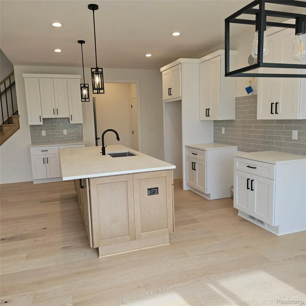 50691 Timberstone Macomb Township, MI 48042