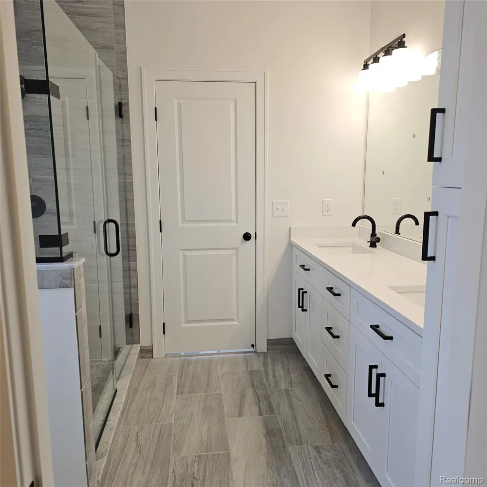 50691 Timberstone Macomb Township, MI 48042