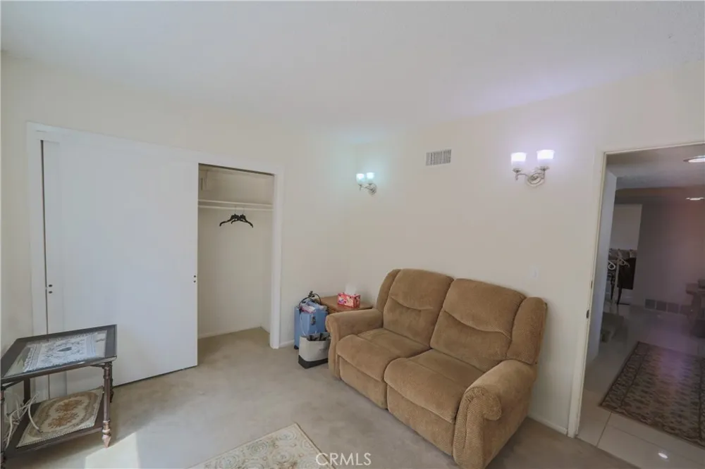 720 Pepper Tree Long Beach, CA 90815