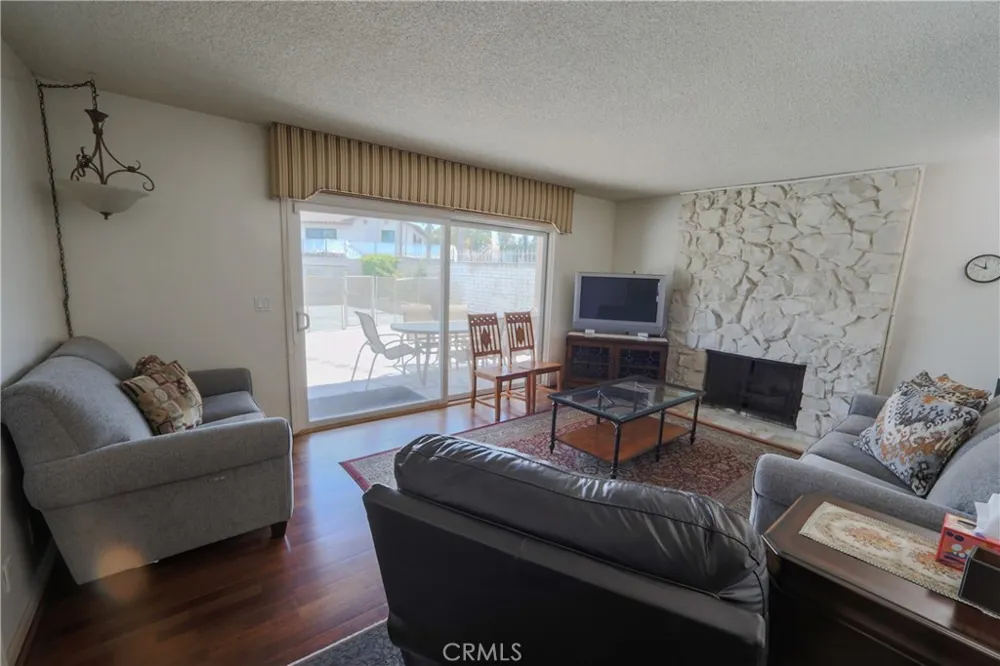 720 Pepper Tree Long Beach, CA 90815