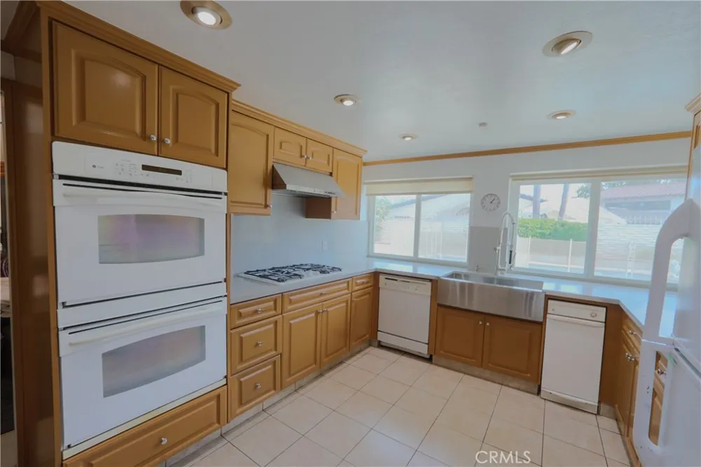 720 Pepper Tree Long Beach, CA 90815