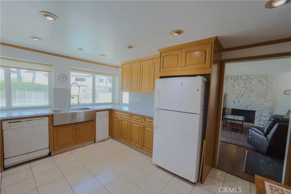 720 Pepper Tree Long Beach, CA 90815