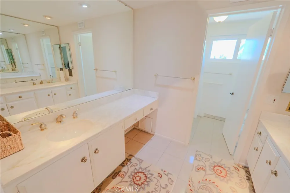 720 Pepper Tree Long Beach, CA 90815