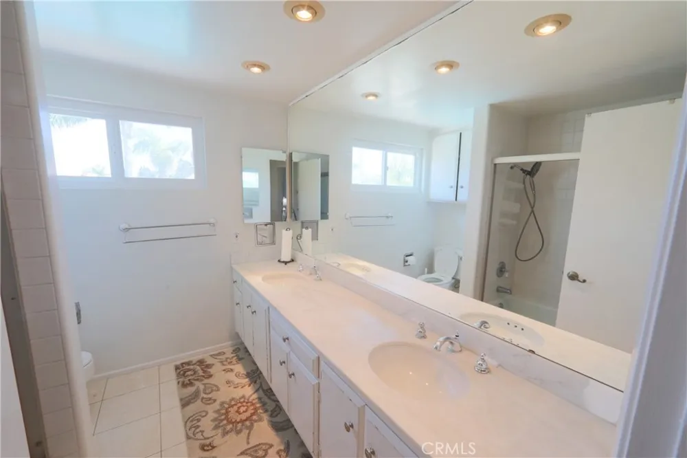 720 Pepper Tree Long Beach, CA 90815