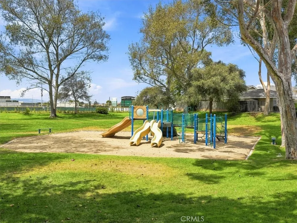 4232 Whispering Pines Santa Maria, CA 93455