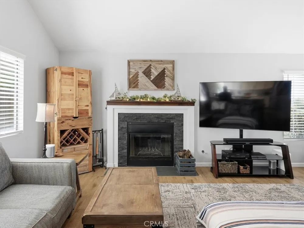 4232 Whispering Pines Santa Maria, CA 93455