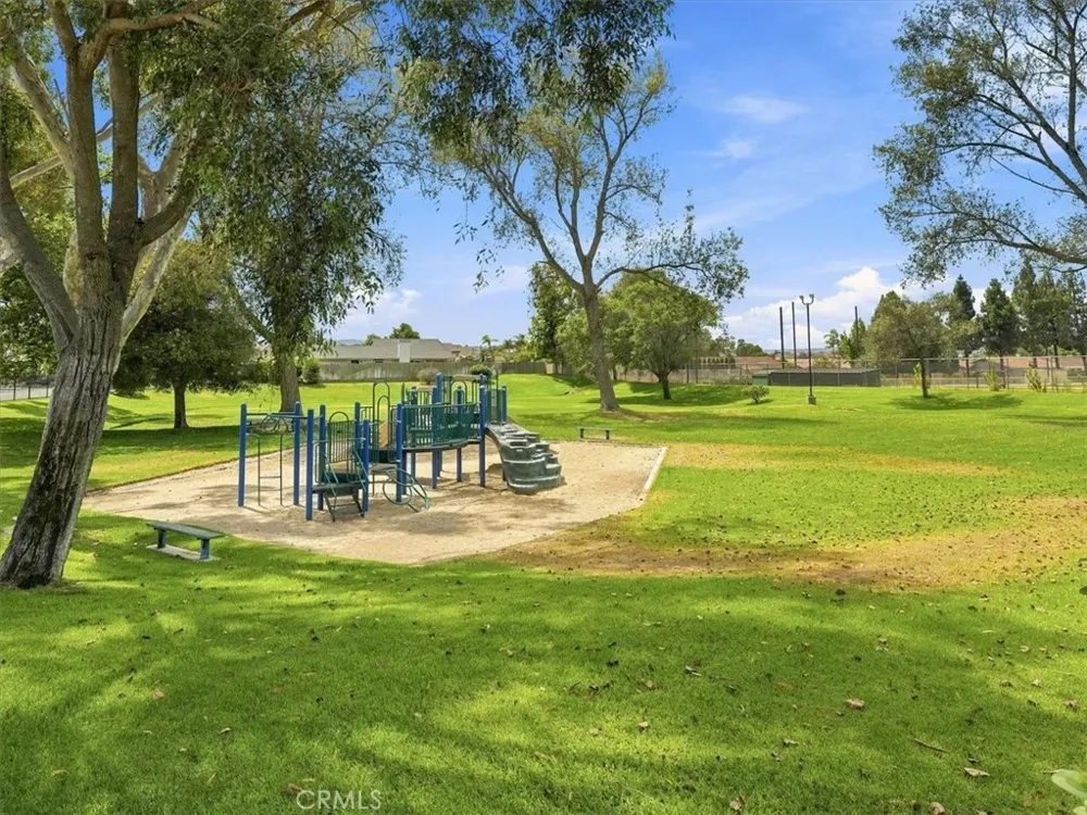 4232 Whispering Pines Santa Maria, CA 93455