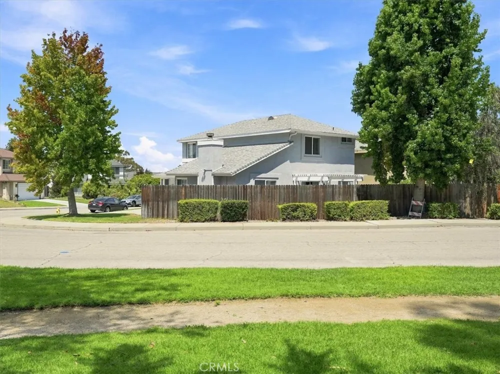 4232 Whispering Pines Santa Maria, CA 93455