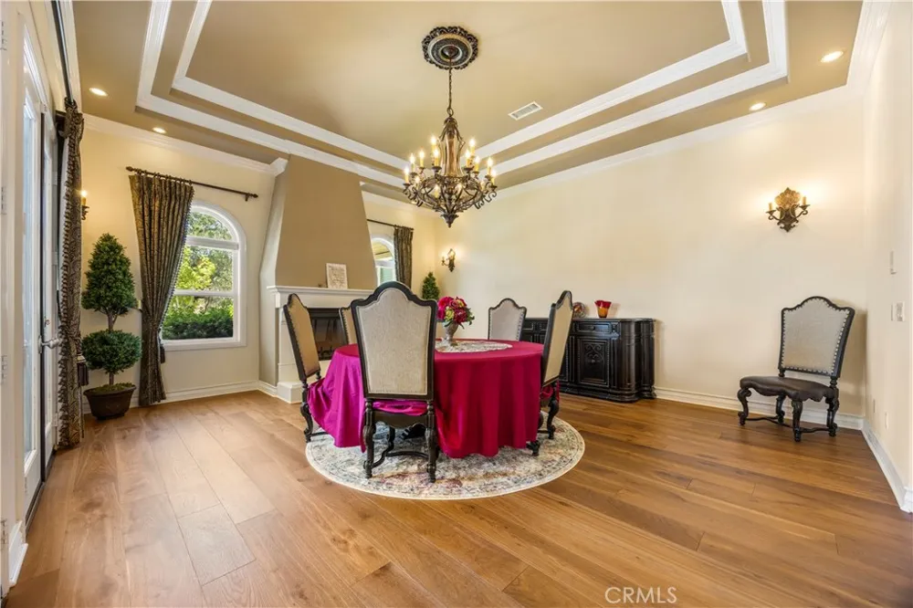 28270 Via Santa Rosa Temecula, CA 92590
