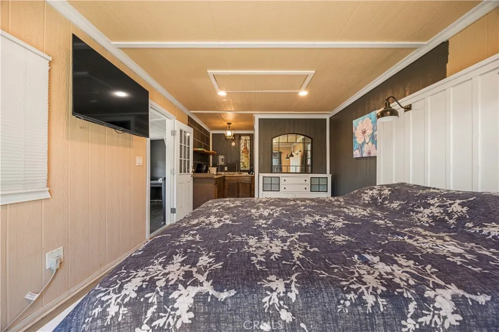 28270 Via Santa Rosa Temecula, CA 92590