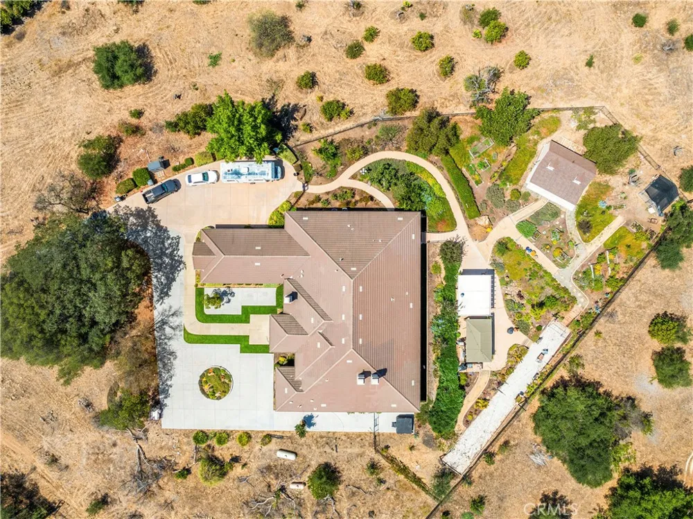 28270 Via Santa Rosa Temecula, CA 92590