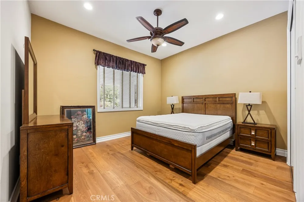 28270 Via Santa Rosa Temecula, CA 92590