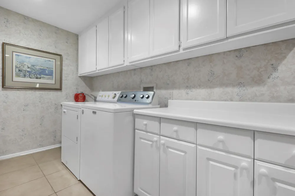 358 Red River Road Palm Desert, CA 92211