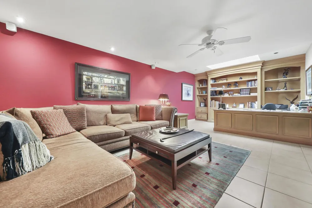 358 Red River Road Palm Desert, CA 92211