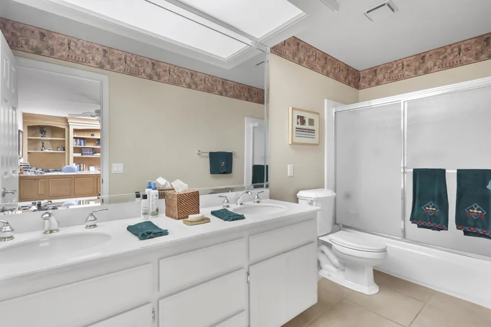 358 Red River Road Palm Desert, CA 92211