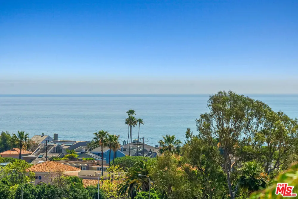 23901 Civic Center Way #D235 Malibu, CA 90265